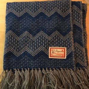 Alpaca scarf/shawl from Peru